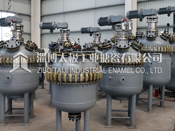 區(qū)別搪瓷反應釜新舊的方法