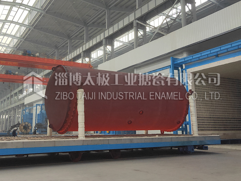 高溫純凈水對搪玻璃反應(yīng)釜設(shè)備瓷面也有腐蝕性