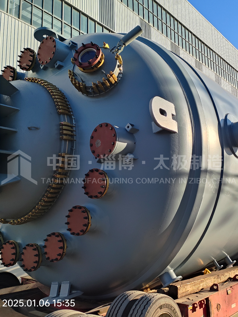 8 萬升閉式反應釜發(fā)車！太極制造刷新大型設備交付紀錄